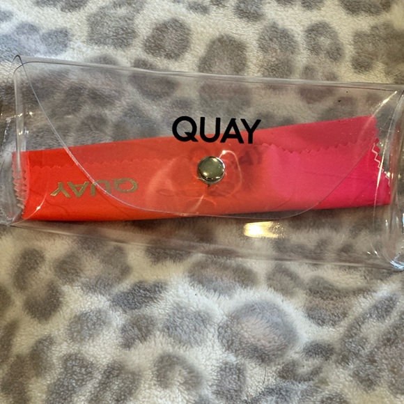 Quay | Come Thru Sunglasses | Polarized - Picture 10 of 13